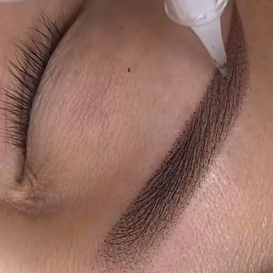 Phun mày gẩy sợi