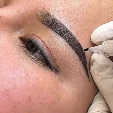 Phun xăm phong thủy